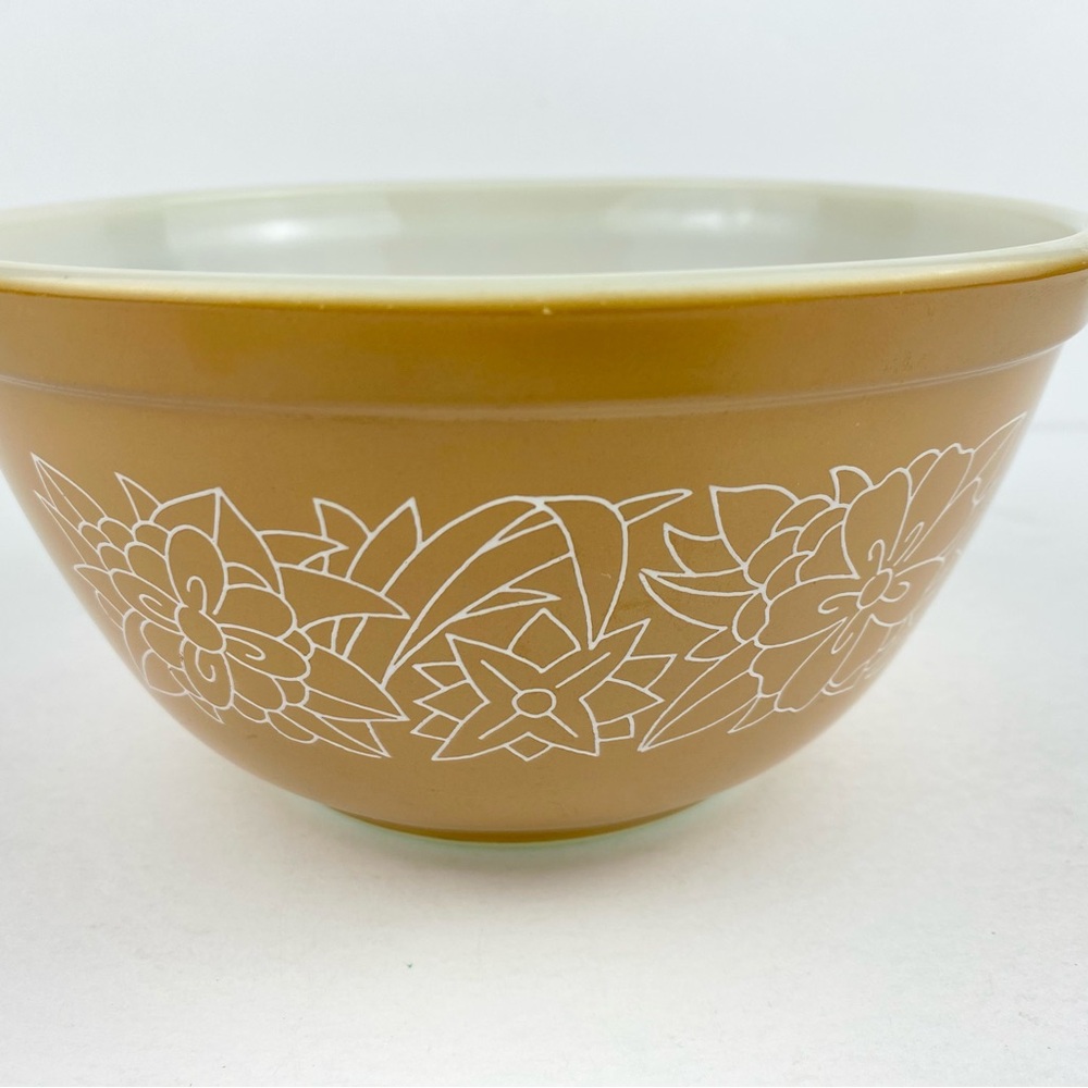 Pyrex Woodland Brown 1.5 Quart 402 Med Mixing Nesting Bowl, Vintage USA